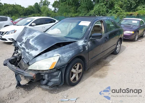 2005 Honda Accord 2.4 Ex from USA, damaged, VIN 1HGCM56885A041927